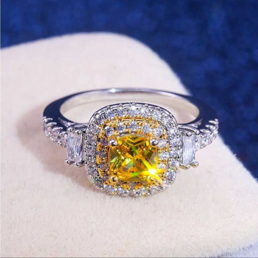 New Women’s 925 Silver Square Shape Yellow Crystal Diamond Ring - Picture 1 of 7
